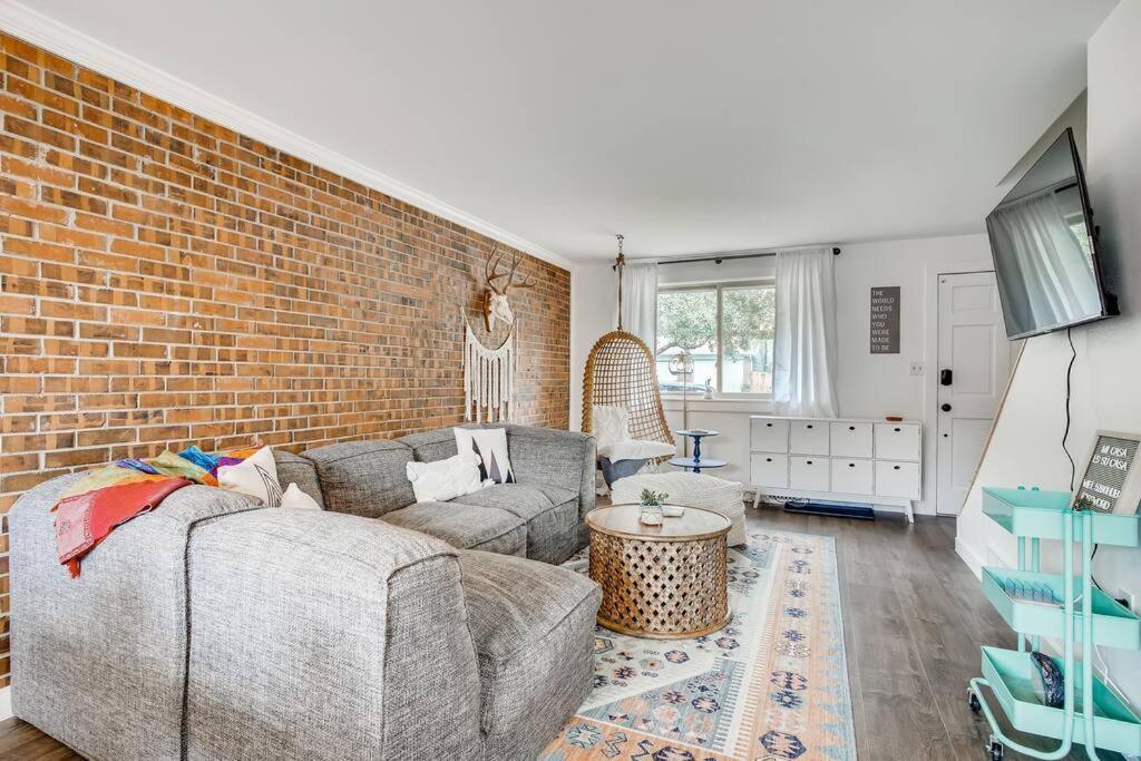 Family Townhome Near Mountains & Olde Town *