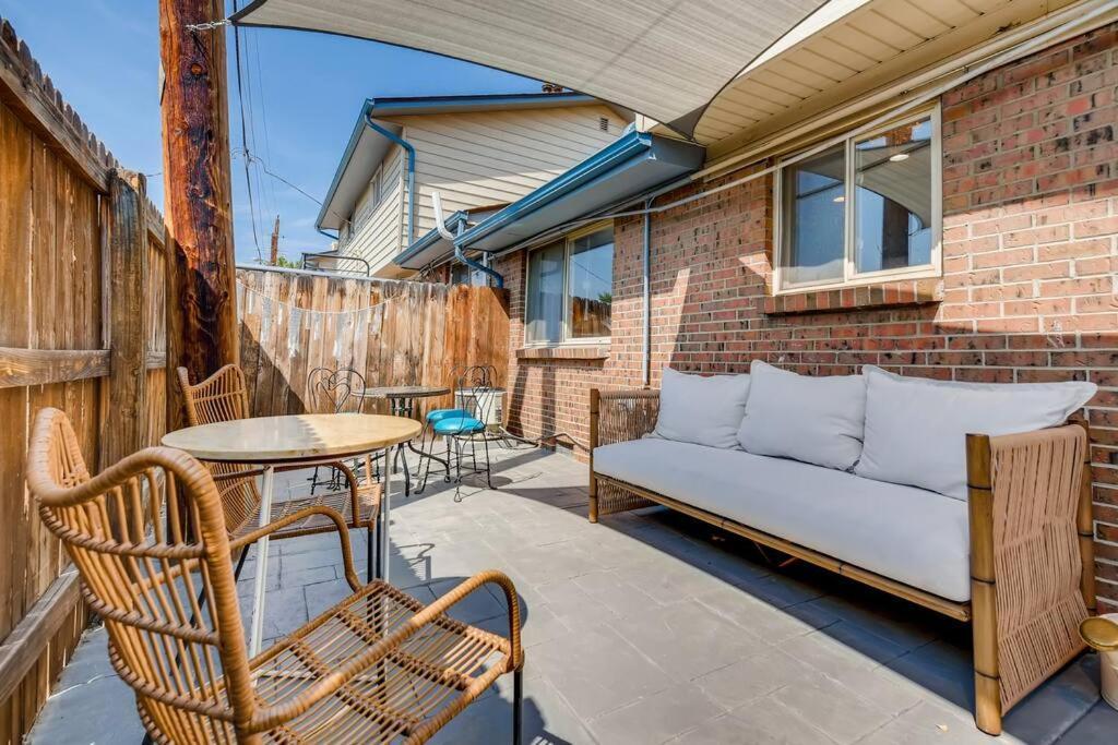 Family Townhome Near Mountains & Olde Town Apartment